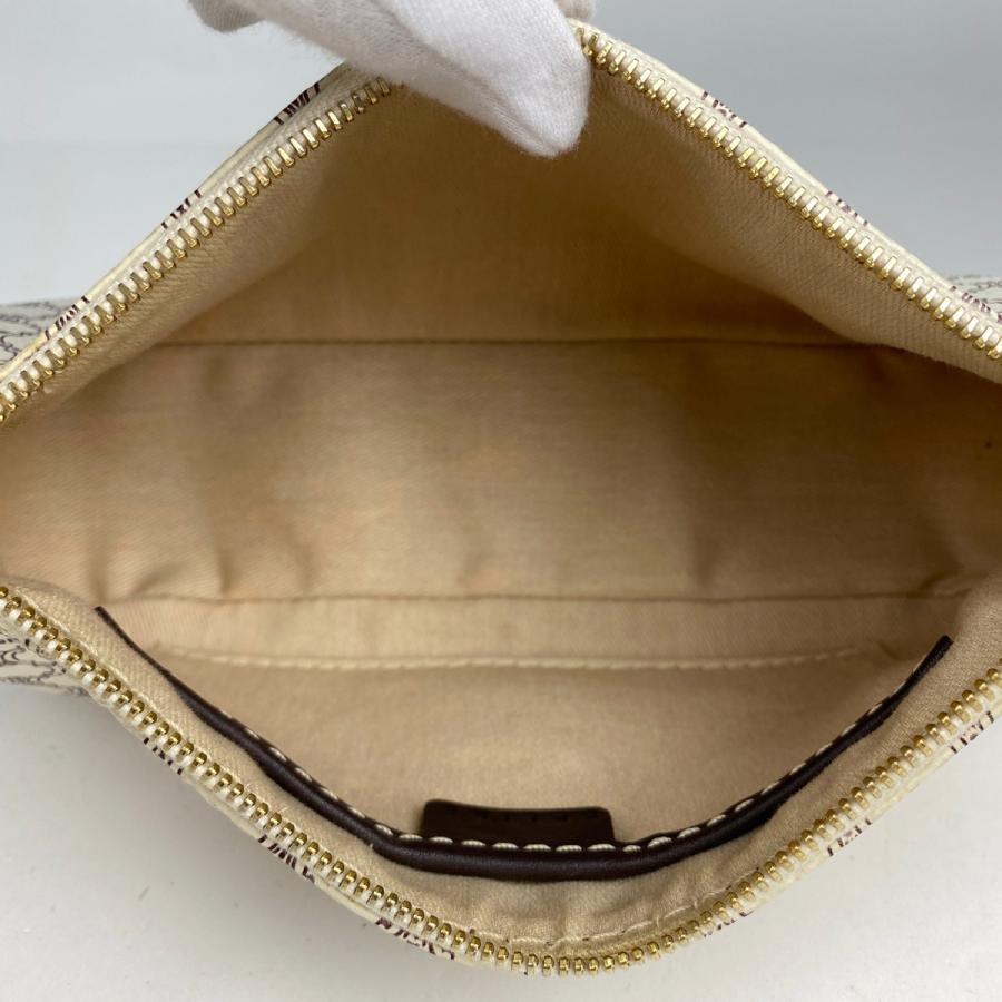 美品✨CELINE セリーヌ マカダム 総柄 ハンドバッグ アクセサリーポーチ 楽天市場】【バッグ】CELINE セリーヌ マカダム柄 ブラゾン柄