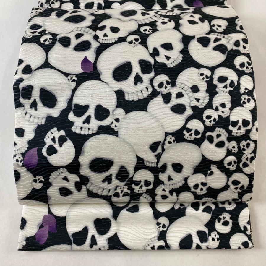 袋名古屋帯 美品 逸品 想屋 個性的 ドクロ 花びら 銀糸 黒 正絹 中古  