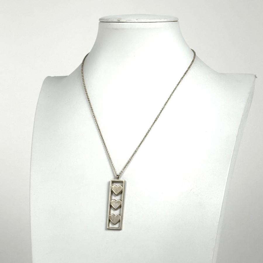 TIFFANY&Co.（ティファニー） トリプルハート プレート ネックレス