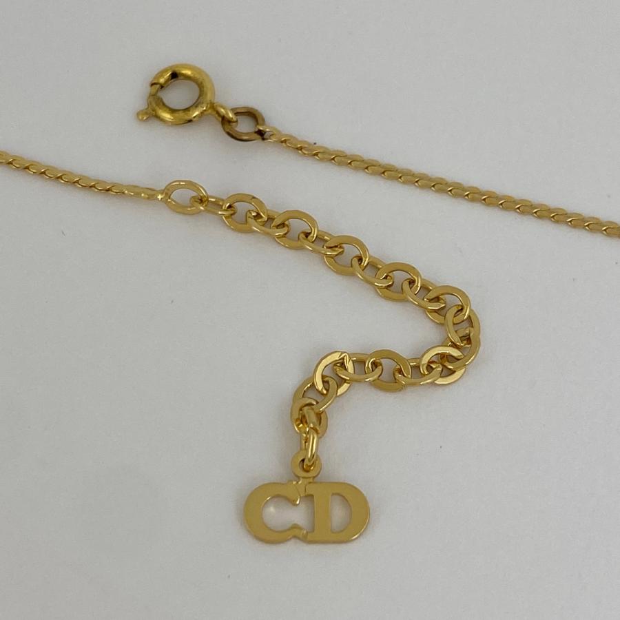 Christian Dior クリスチャンディオール ロゴ ラインストーン