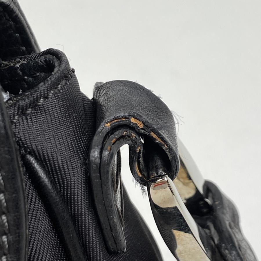 ☆未使用品☆トッズ ワンショルダーバッグ ナイロン 黒 トッズ TOD'S ロゴプレート ショルダーバッグ ワンショルダー ナイロン