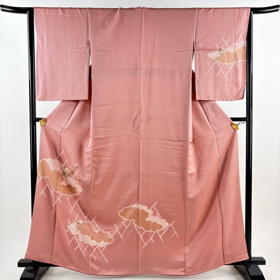 付下げ 身丈162cm 裄丈63.5cm S 袷 椿 雲文 刺繍 絞り ピンク 正絹 美