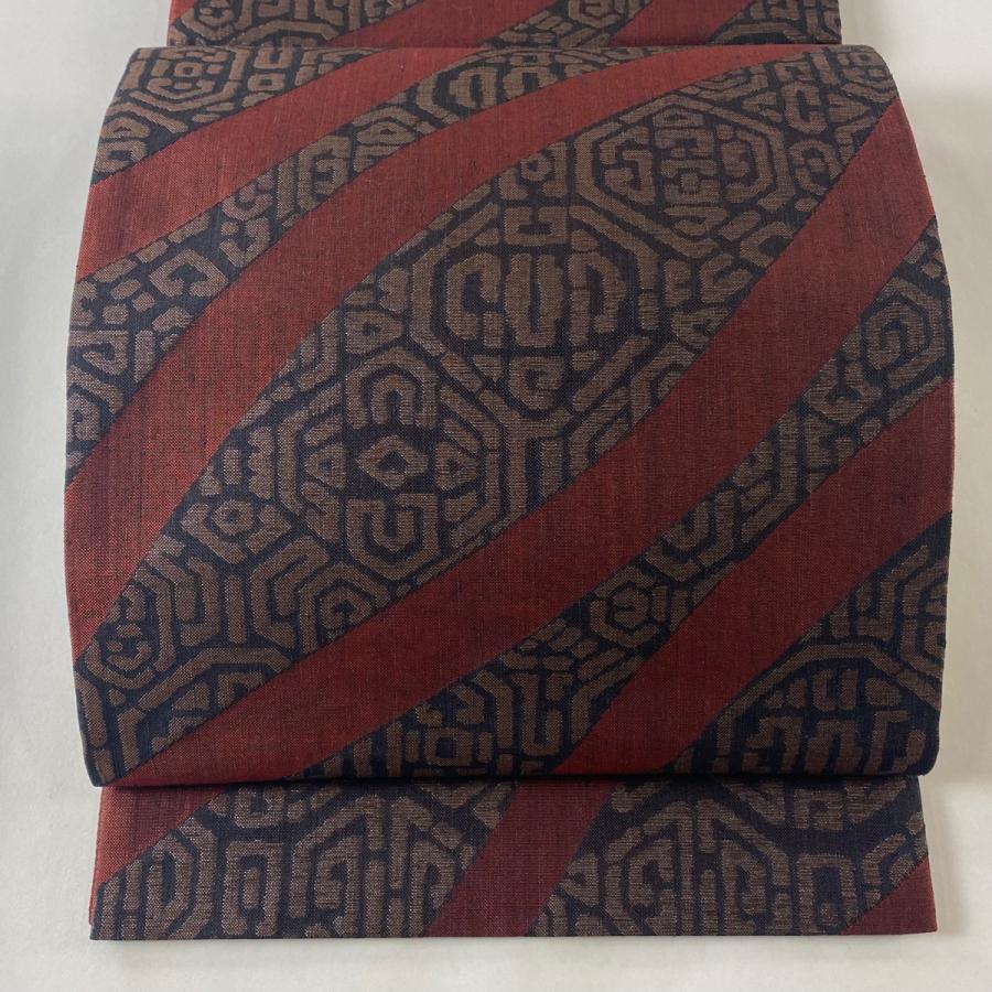 袋帯 美品 逸品 勝山織物 落款あり 幾何学模様 えんじ色 六通 正絹