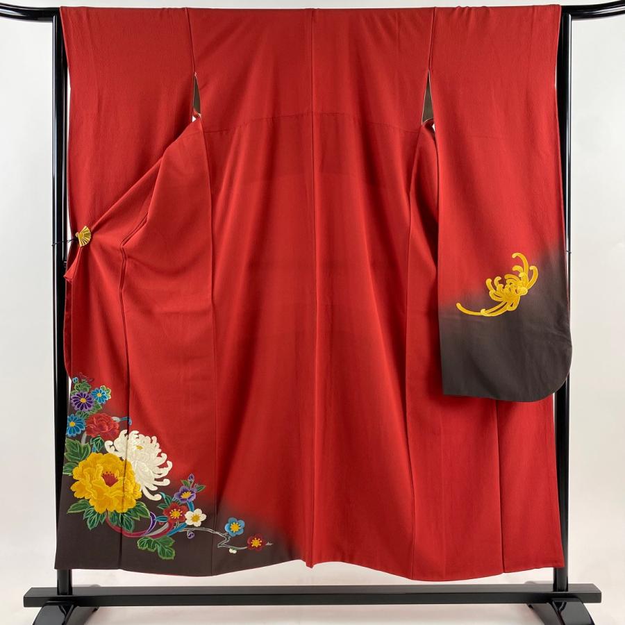 紅型染　振袖（牡丹、梅、花々、古典文）裄65　正絹　逸品 紅型染 振袖（牡丹、梅、花々、古典文）裄65 正絹 逸品 紅型染 振袖