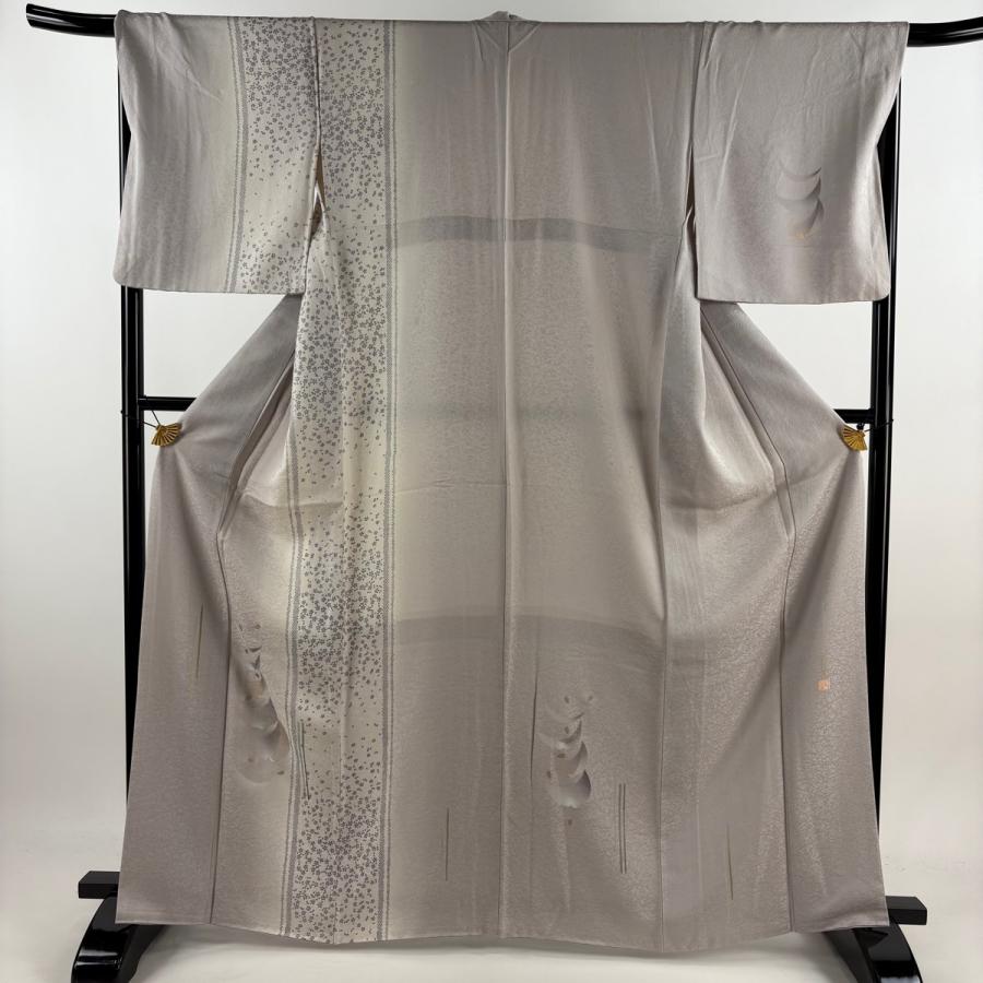 付下げ 身丈164.5cm 裄丈68cm L 袷 落款あり 桜 花びら 金銀彩 ぼかし