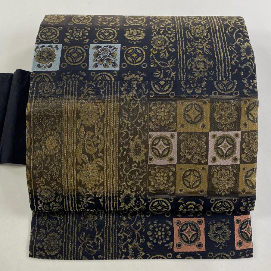 名古屋帯 金糸波模様 【黒】 美品 名古屋帯 秀品 証紙あり 草花 七宝 金糸 黒 正絹 中古 : リユース