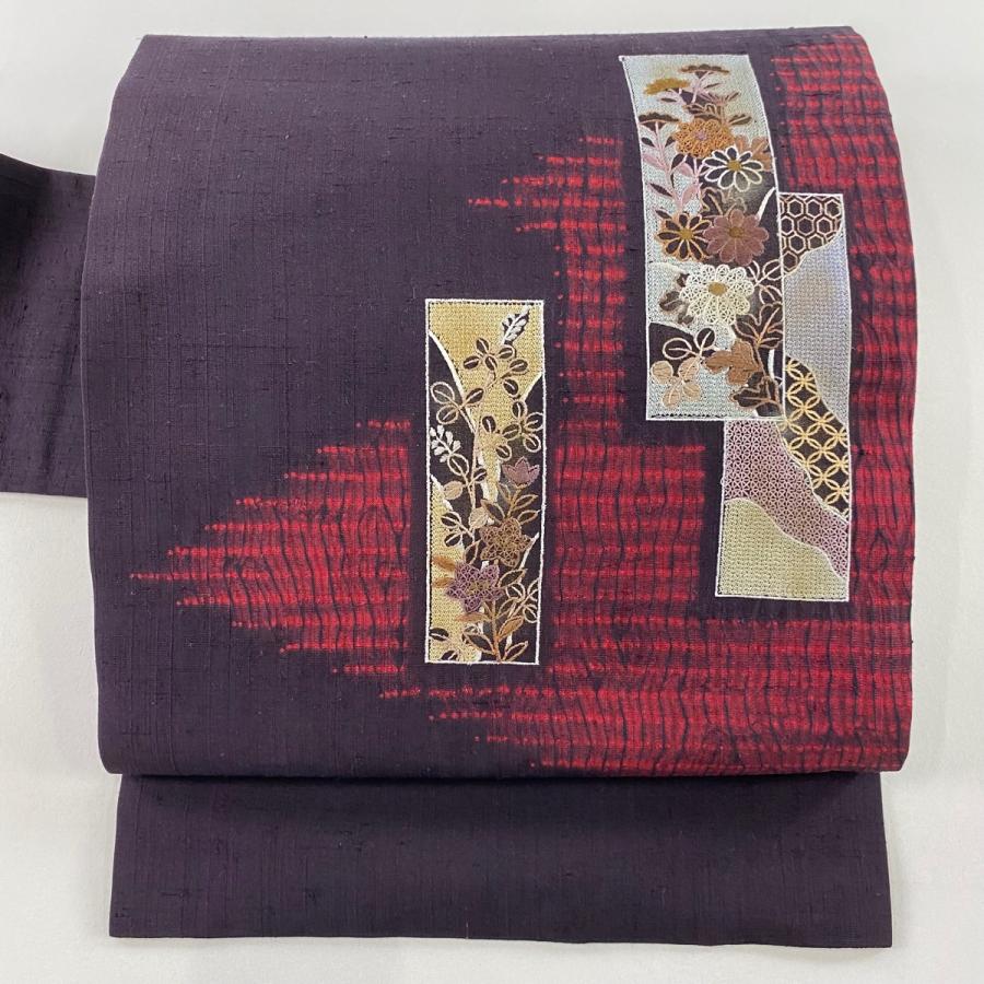 美品 名古屋帯 秀品 紬地 短冊 秋草 金彩 刺繍 濃紫 正絹 中古