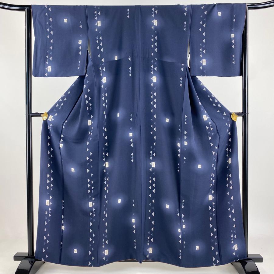 美品 小紋 身丈161cm 裄丈65cm M 袷 葉と実 幾何学模様 ぼかし 濃紺