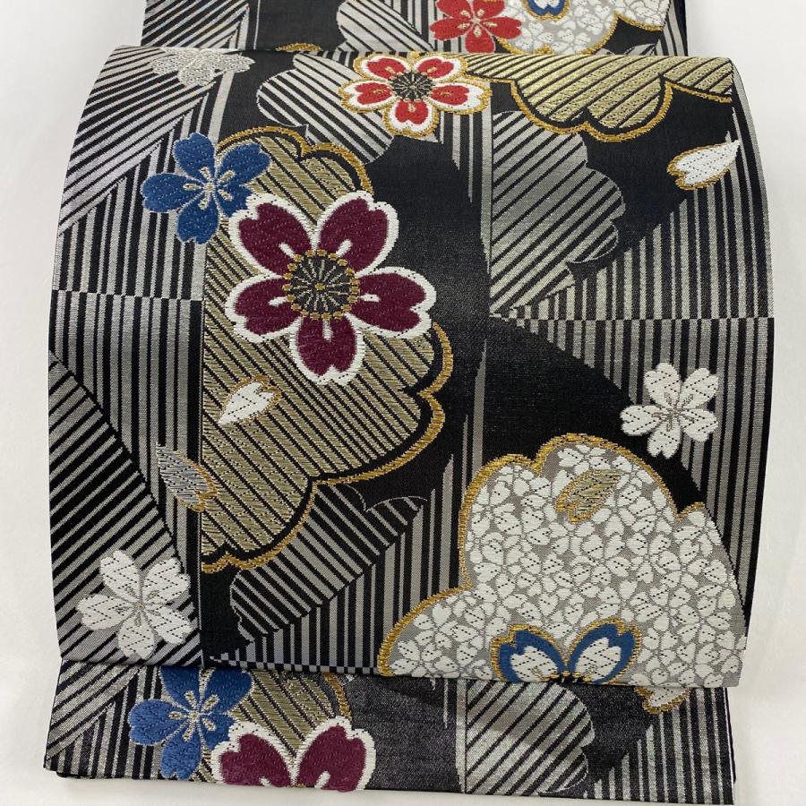 美品 袋帯 秀品 桜 花びら 金銀糸 箔 墨色 六通 正絹 中古 : リユース
