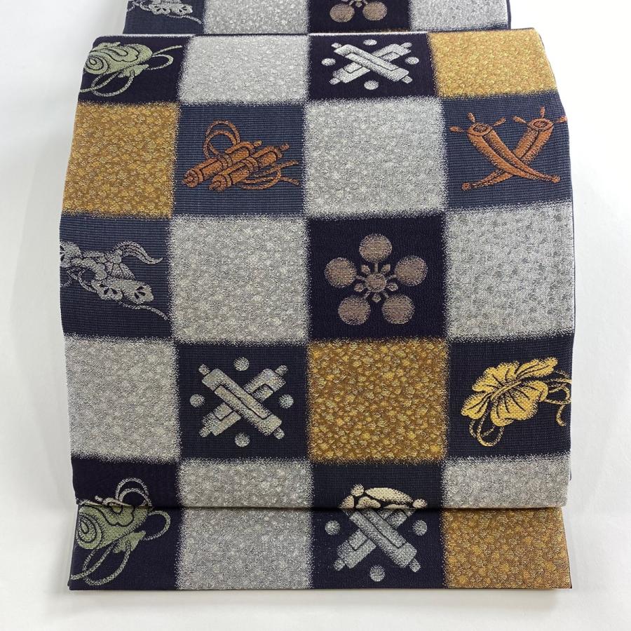 美品 袋帯 名品 紫野芳春院 加賀の風 変わり市松 宝尽くし 金銀糸 濃紫