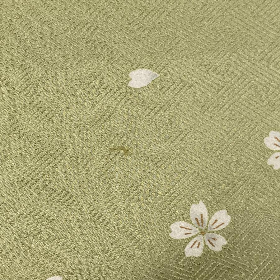 ★専用★未使用品 小紋 グリーンベージュ 桜花 身丈163cm裄丈70cm正絹 小紋 身丈162cm 裄丈66cm M 袷 桜 花びら 金彩 薄緑 正絹 秀品 中古