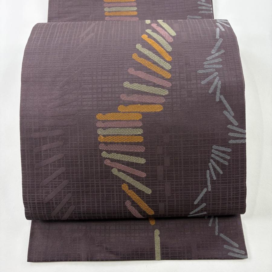 開き名古屋帯 秀品 松葉仕立て 幾何学模様 格子 刺繍 濃紫 正絹 中古