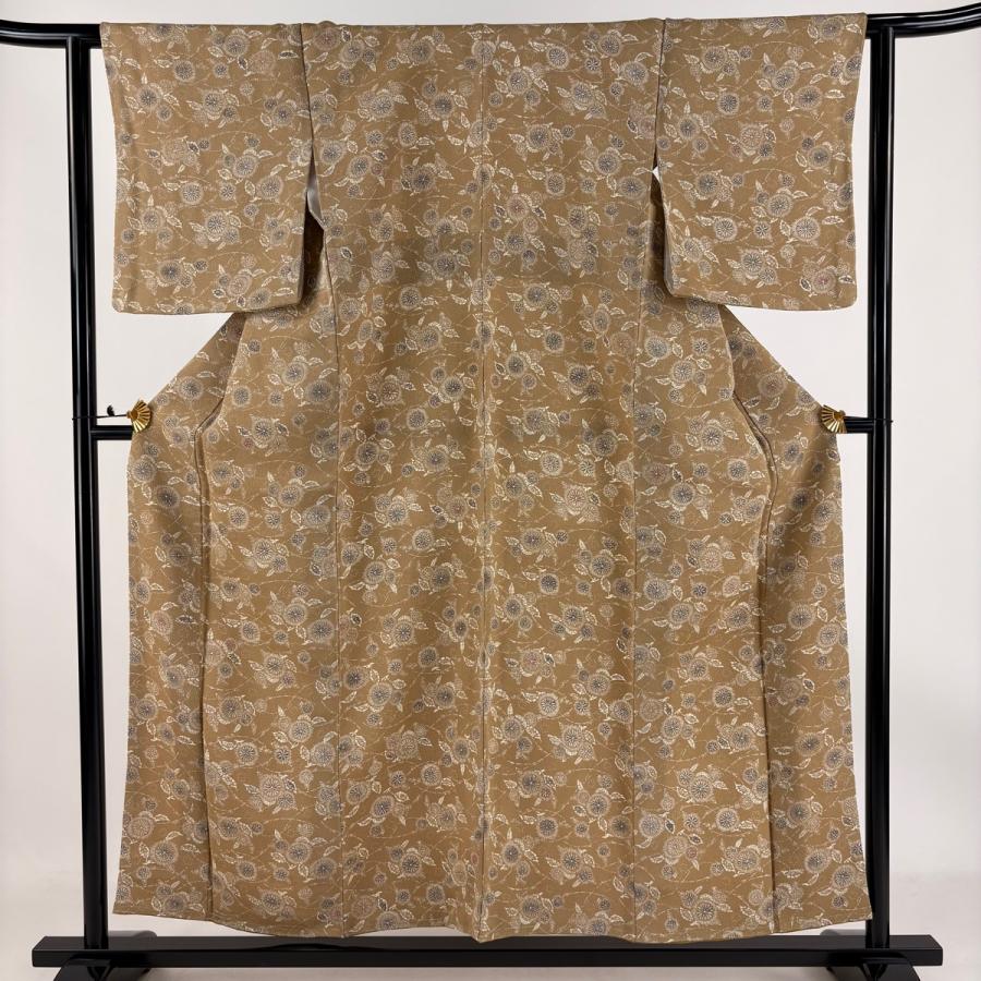 小紋 身丈156cm 裄丈62.5cm S 袷 落款あり 草花 縮緬 薄茶色 正絹 美品