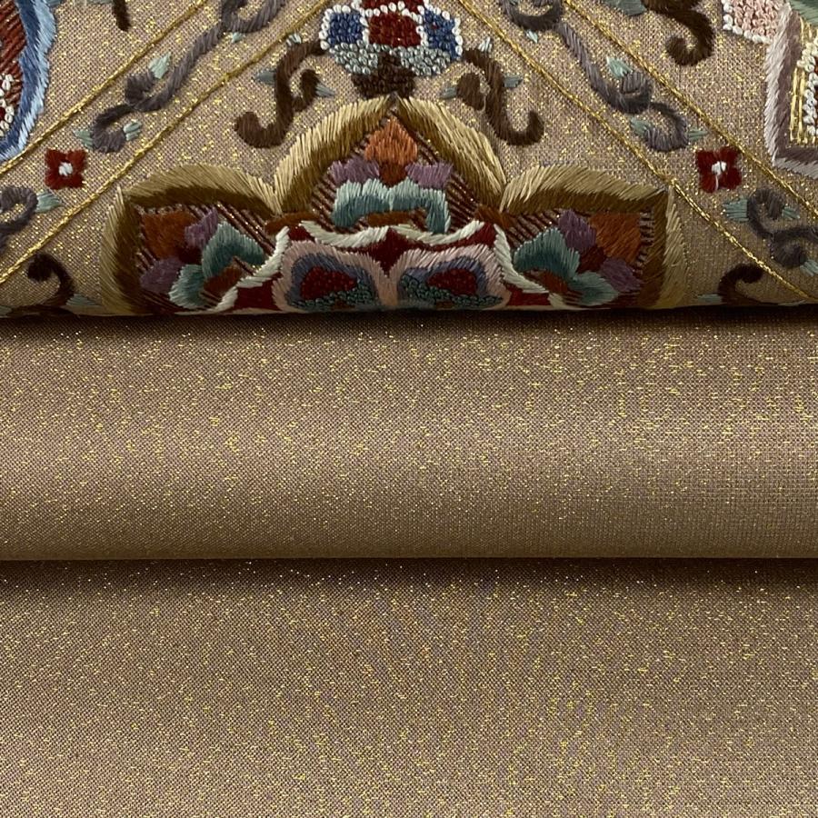 袋帯 美品 逸品 華文 斜め格子 刺繍 金糸 薄茶色 お太鼓柄 正絹 中古