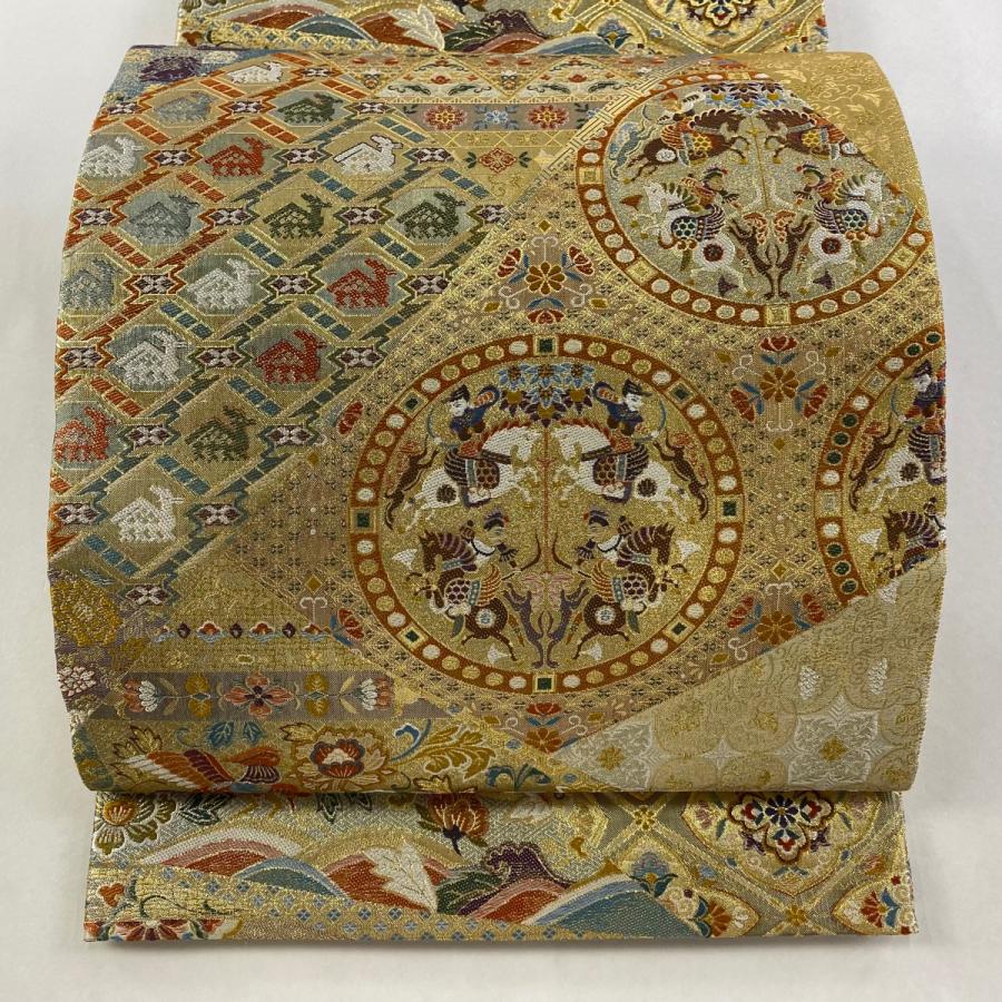 美品 丸帯 逸品 狩猟文 草花 金銀糸 刺繍 金色 六通 正絹 中古