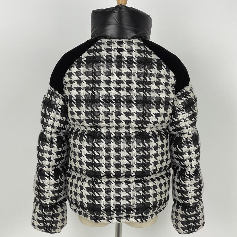 モンクレール MONCLER ERINE ダウンジャケット 2021AW アウター ブラック ホワイト レディース 中古の画像