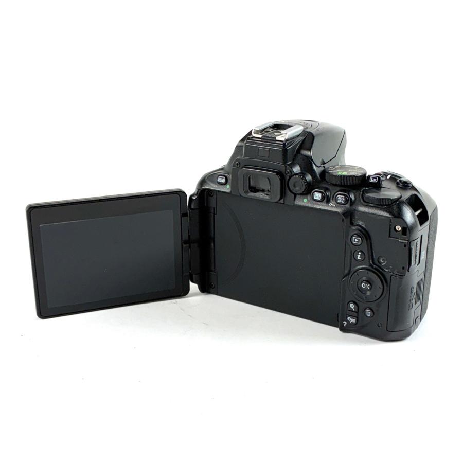 ニコン Nikon D5600 ボディ デジタル 一眼レフカメラ 中古 : リユース