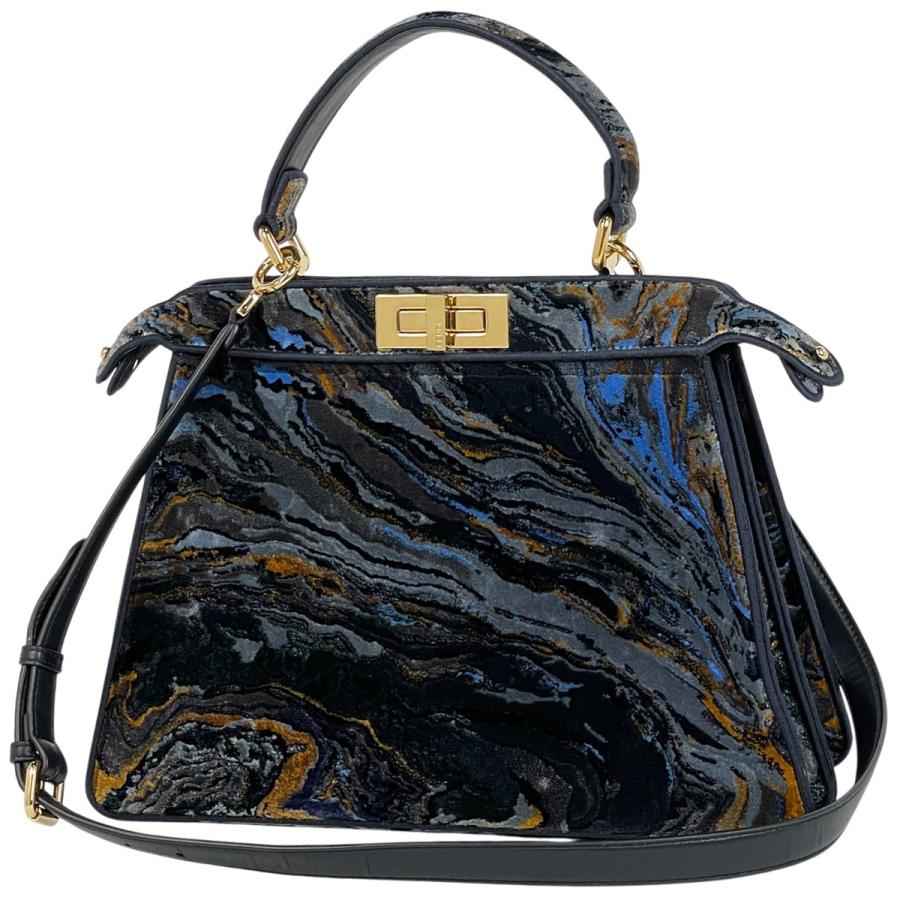 FENDI（フェンディ） ピーカブー アイシーユー ミディアム