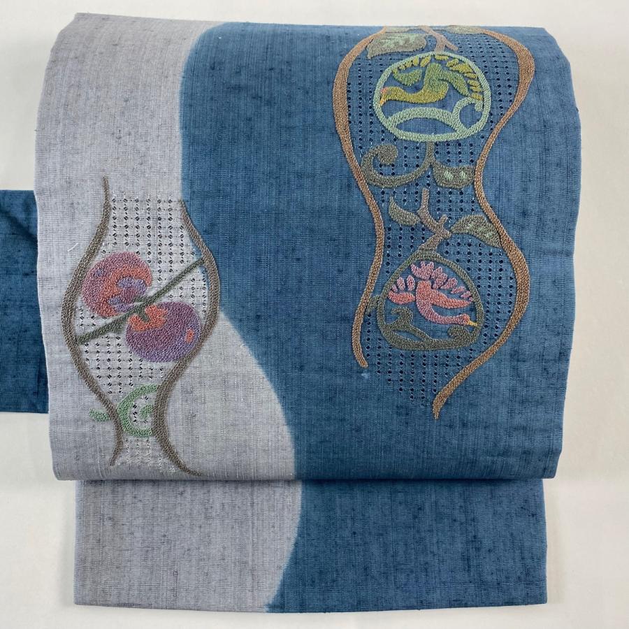 美品 名古屋帯 秀品 紬地 草花 鳥 相良刺繍 藍色 正絹 中古 : リユース