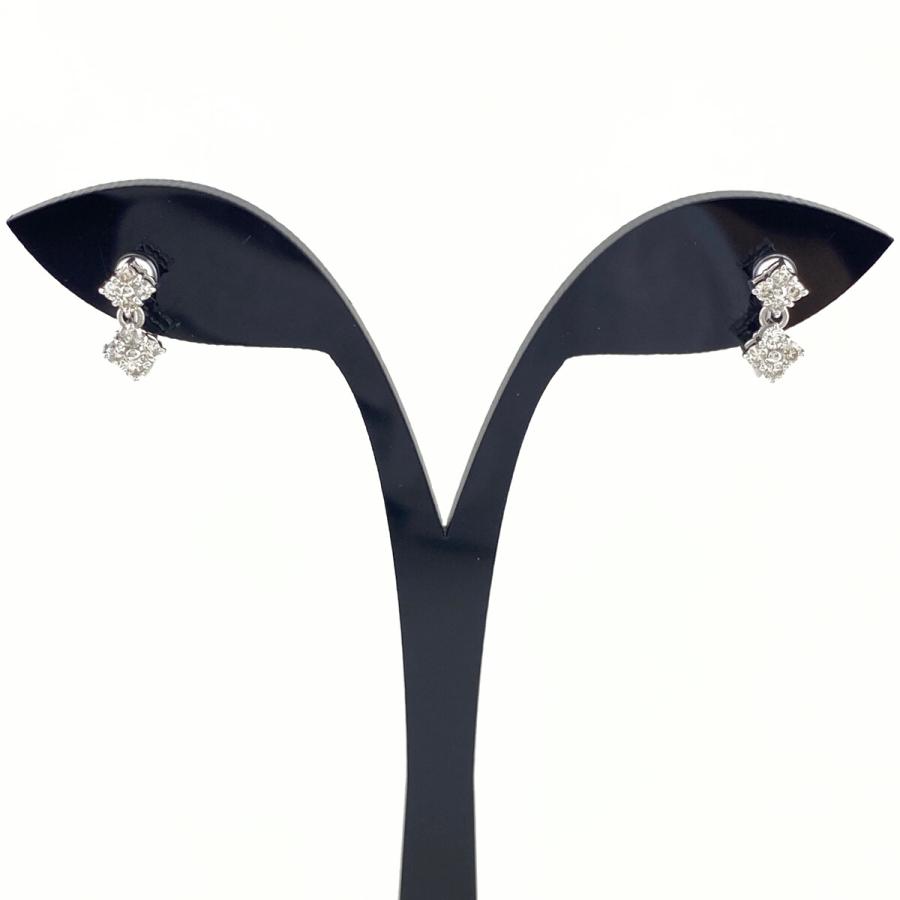 フラワーモチーフ デザインイヤリング プラチナ メレダイヤ 花  