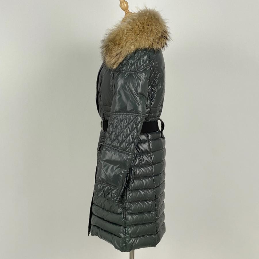 MONCLER（モンクレール） キルティング ロングコート ベルト付き 