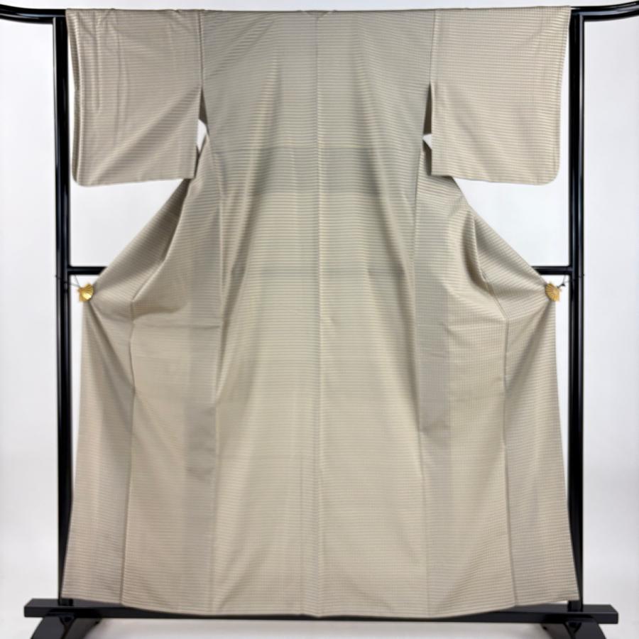 【在庫一掃】 紬 身丈159.5cm 裄丈63.5cm 正絹 逸品 【中古】 美品 紬 身丈159.5cm 裄丈63cm S 袷 格子 灰色 正絹 逸品 中古 在庫