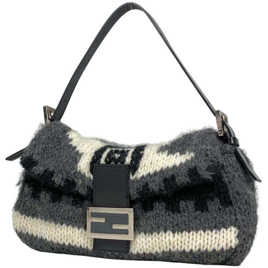 フェンディ マンマバケット ショルダーバッグ ポーチ ナイロン ロゴ プレート FENDI - 極美品✨ FENDI マンマバケット ショルダーバッグ