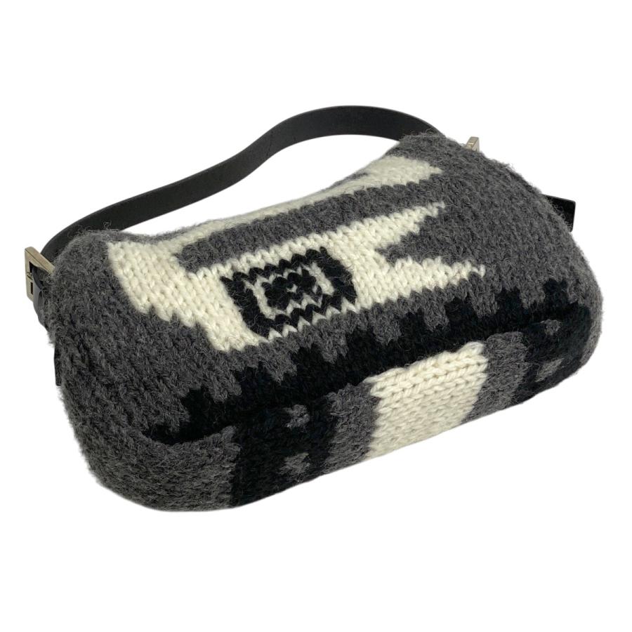 FENDI（フェンディ） ズッカロゴ マンマバケット ワンショルダー 