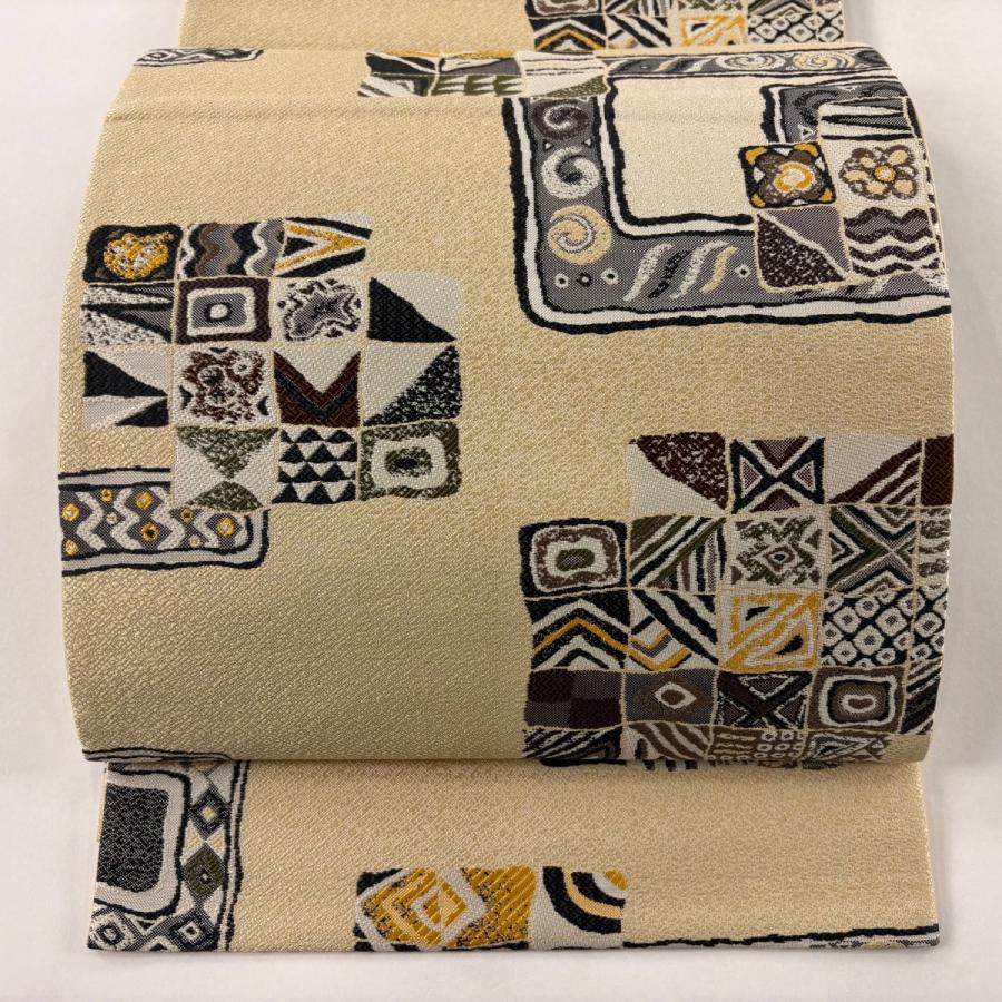 美品 袋帯 名品 纐纈織 幾何学模様 花 ベージュ 六通 正絹 中古 在庫 