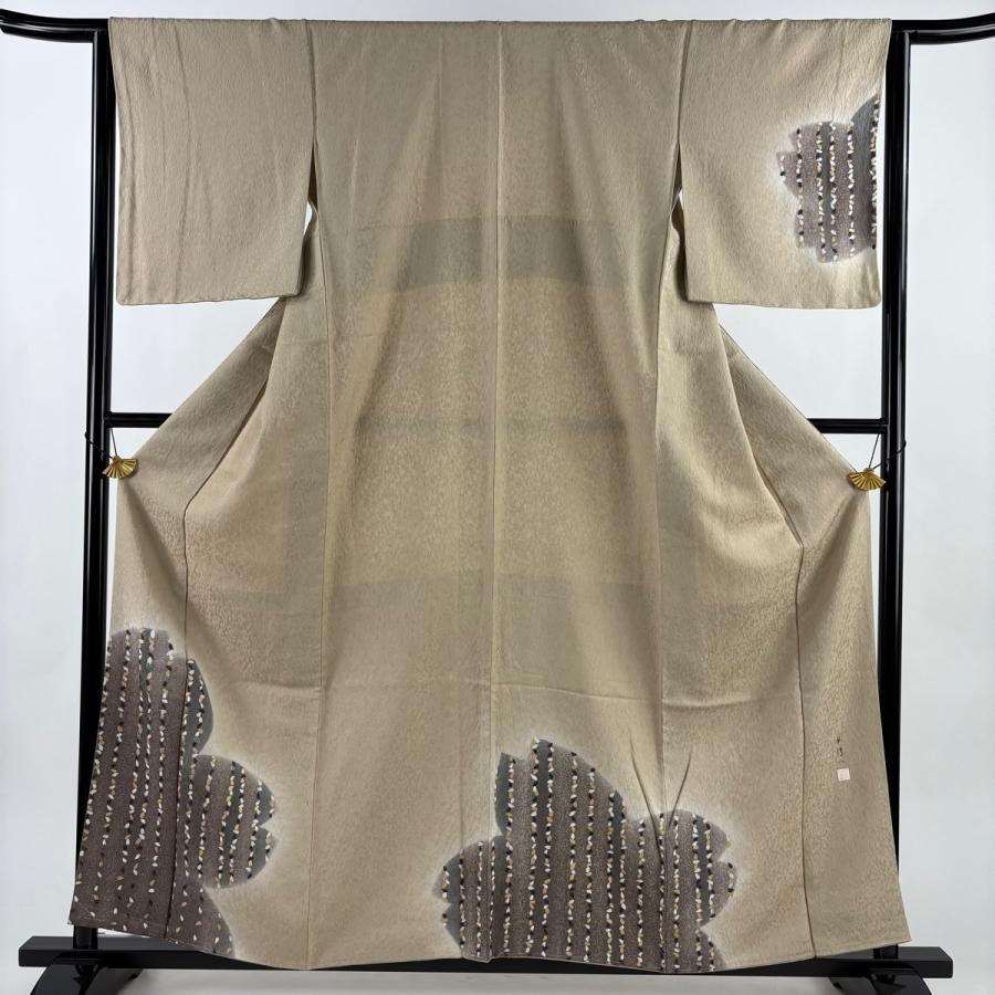 【美品】 付下げ 身丈154cm 裄丈63cm 正絹 秀品 【中古】 付下げ 身丈154cm 裄丈62.5cm S 袷 枝花 刺繍 金糸 ピンク 正絹 優品