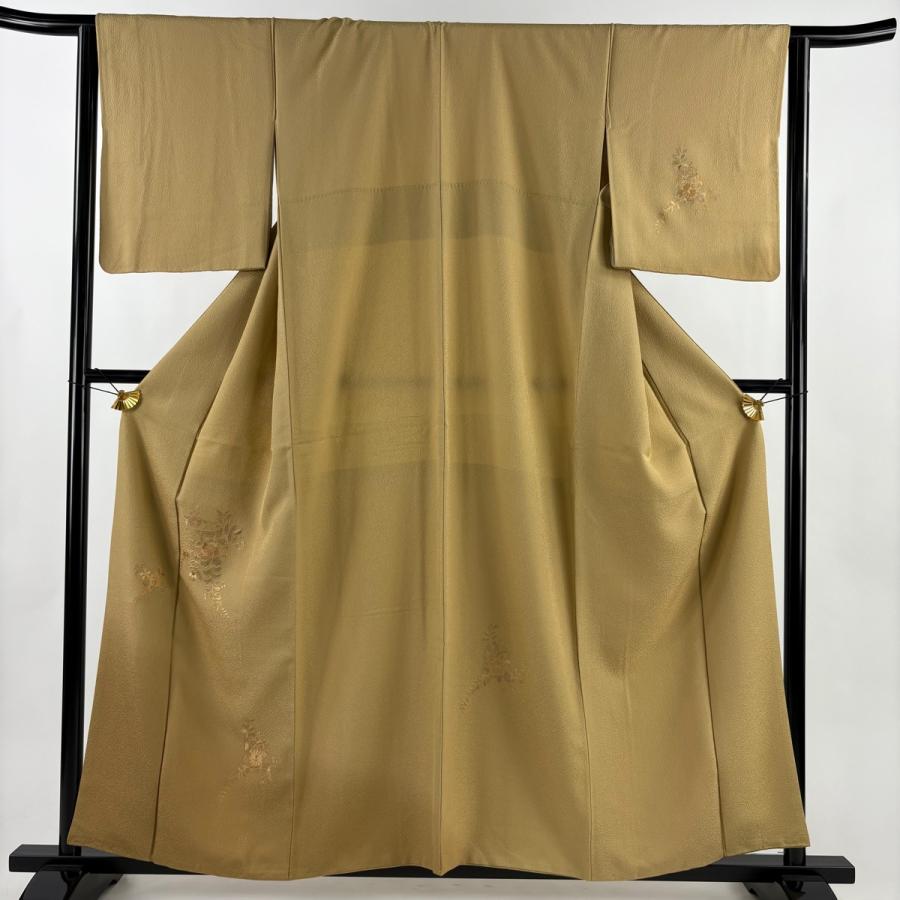 美品 付下げ 身丈158cm 裄丈63.5cm S 袷 草花 貝桶 刺繍 ぼかし 薄黄土