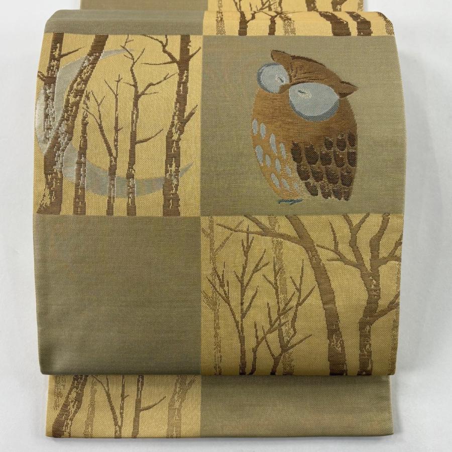 美品 袋帯 名品 ふくろう 樹木 金通し 金銀糸 ベージュ お太鼓柄 正絹