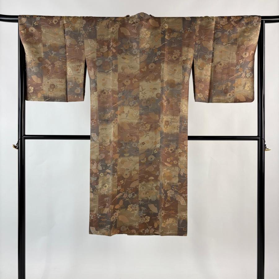 美品 道行 身丈119cm 裄丈66cm M 和装コート 千代田衿 秋草 蝶 薄茶色