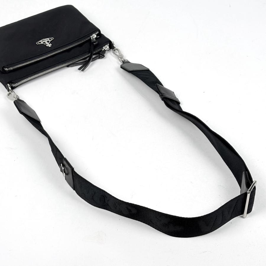 (未使用)Vivienne Westwood ショルダーバッグ Vivienne Westwood（ヴィヴィアンウエストウッド） ロゴ ショルダー