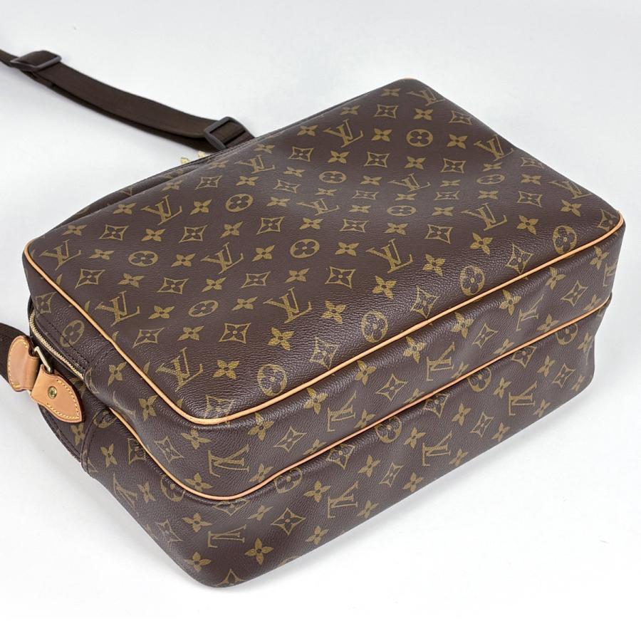 LOUIS VUITTON（ルイ・ヴィトン） リポーターGM ショルダーバッグ