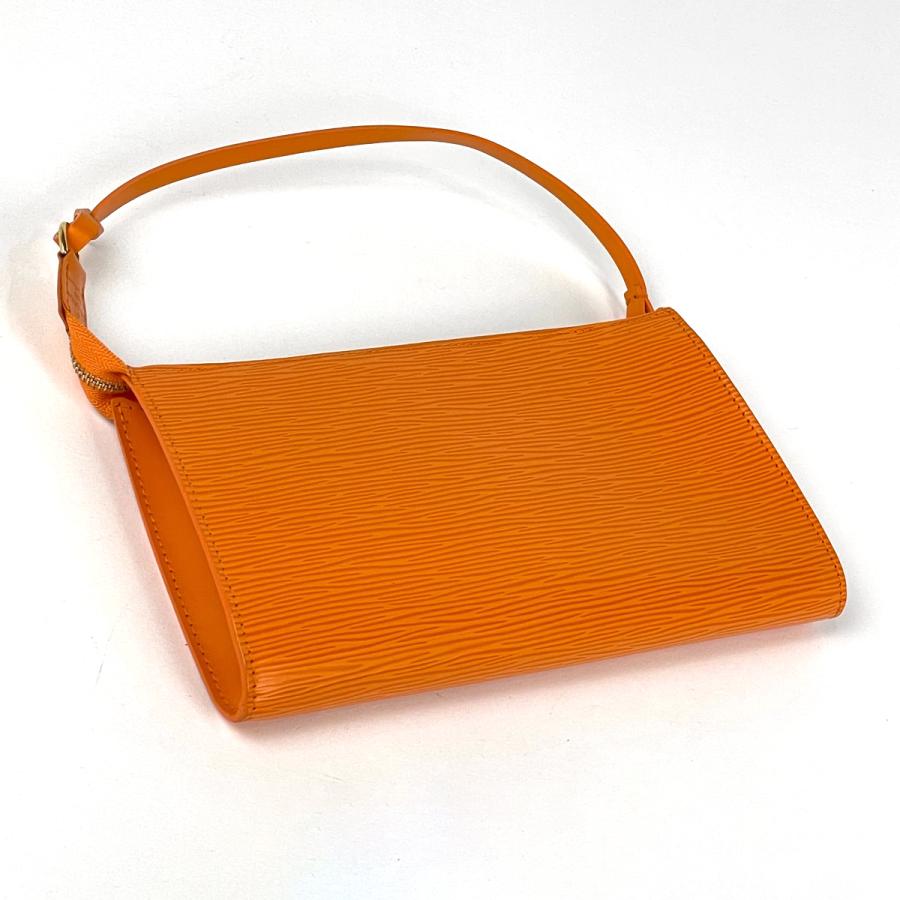 LOUIS VUITTON（ルイ・ヴィトン） ポシェット アクセソワール メイク 