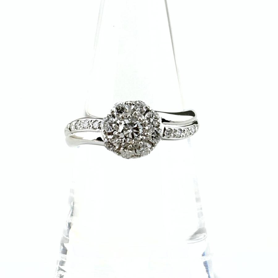 フラワーモチーフ デザインリング プラチナ 指輪 メレダイヤ 花 リング