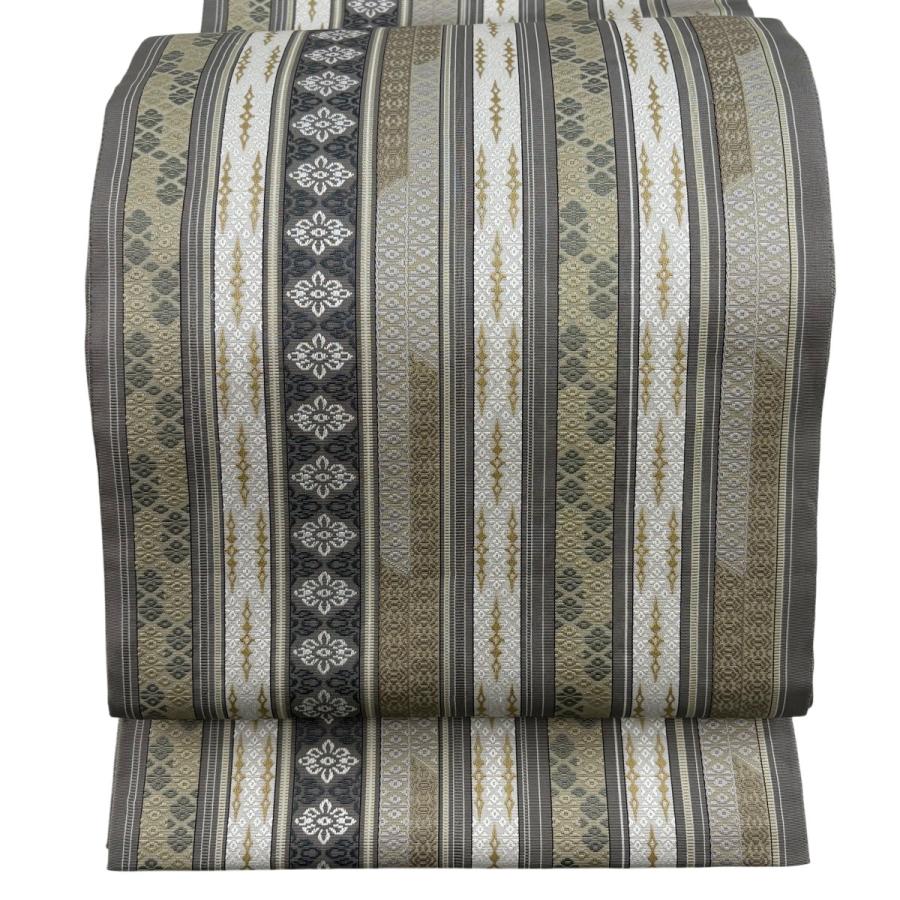 美品 袋帯 逸品 リバーシブル 縞 花菱 灰色 全通 正絹 中古 : リユース 