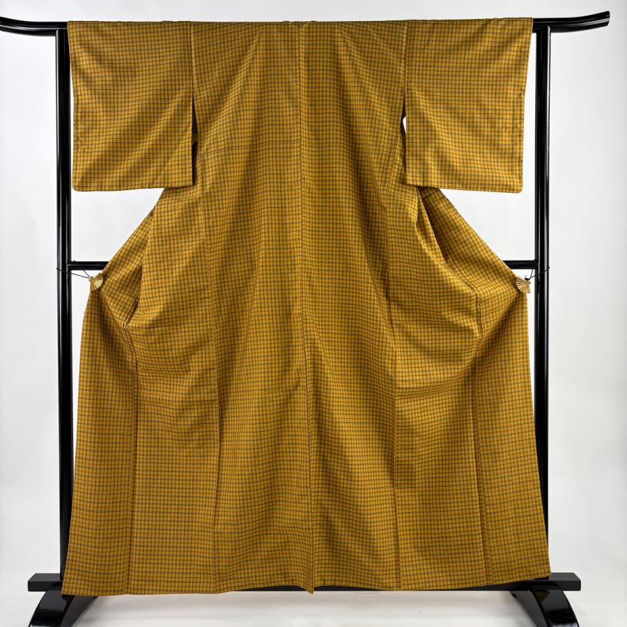 紬 身丈161cm 裄丈63.5cm S 袷 格子 黄土色 正絹 逸品 中古 : リユース
