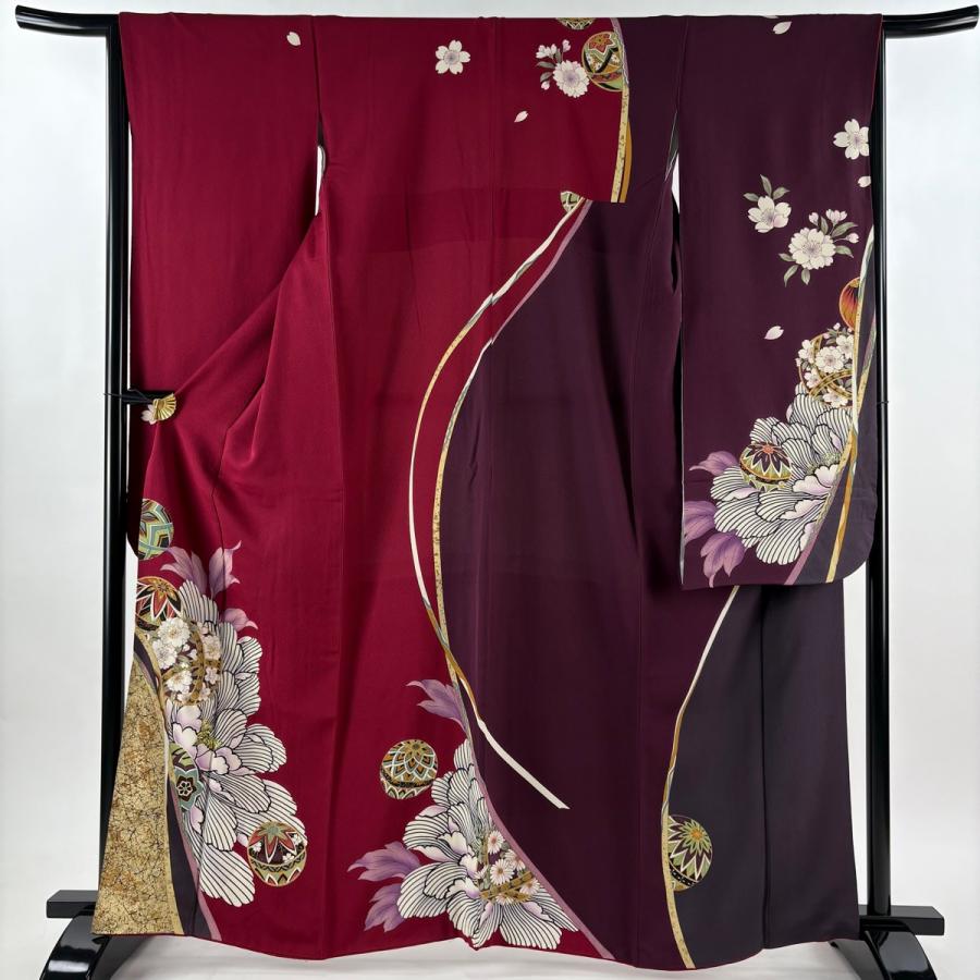振袖 身丈163cm 裄丈66cm M 袷 牡丹 手鞠 箔 金彩 えんじ色 正絹 秀品