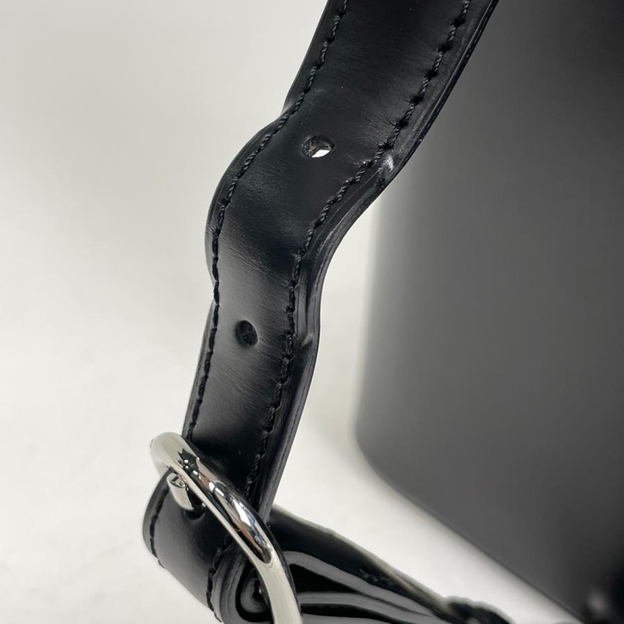 Cartier（カルティエ） パンテール ショルダーバッグ パンサー 豹