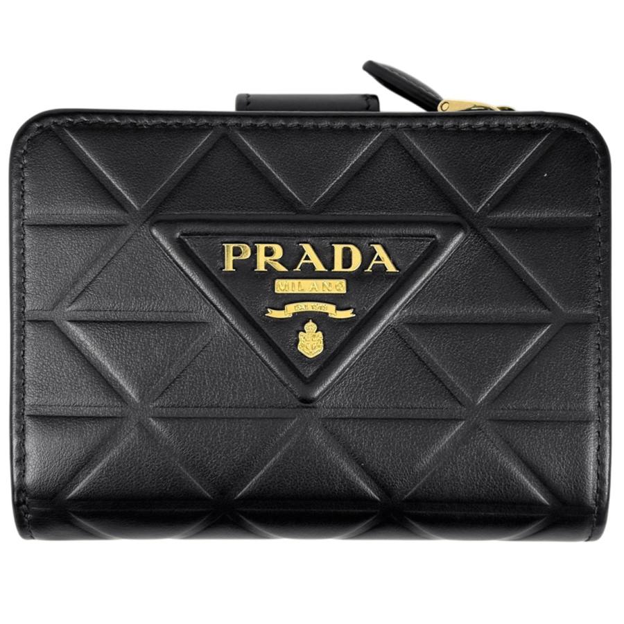 極美品✨PRADA ケース ブラッシュドレザー 黒 ロゴ箔押し 現行近 プラダ」が放つオーラに圧倒される！黒こそ大人に相応しいアイコンだ