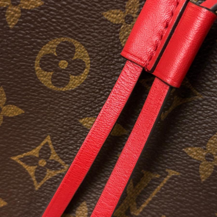 LOUIS VUITTON（ルイ・ヴィトン） ネオノエ 巾着型 肩掛け 斜め掛け