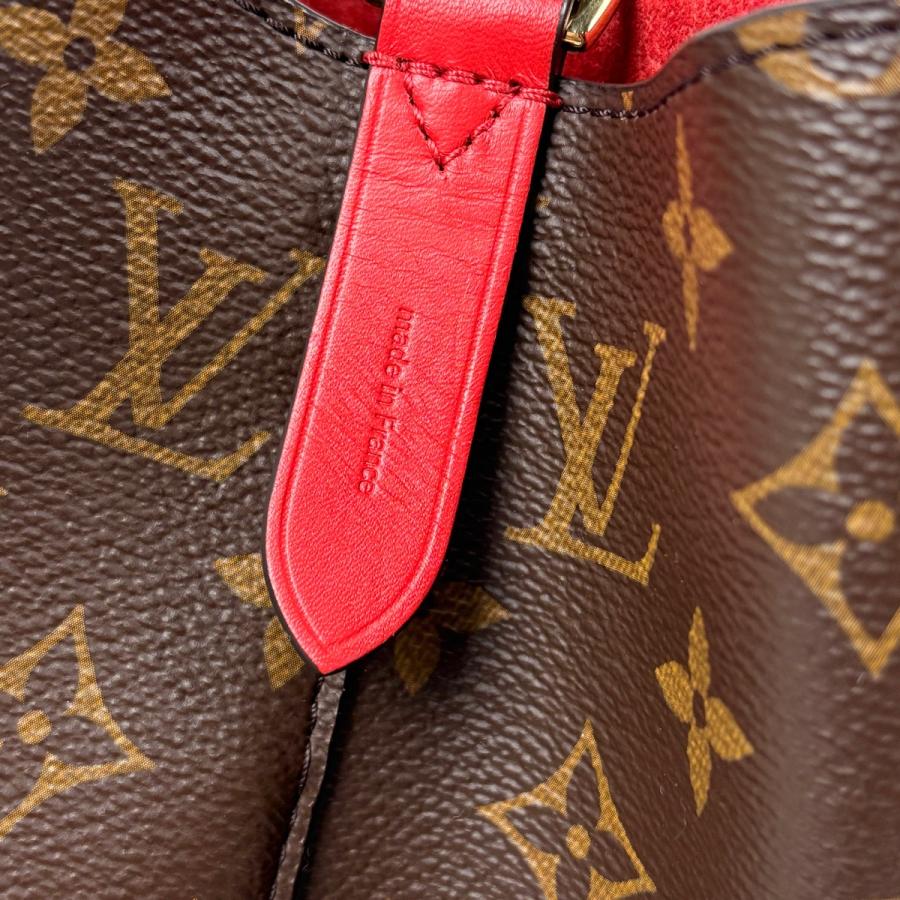 LOUIS VUITTON（ルイ・ヴィトン） ネオノエ 巾着型 肩掛け 斜め掛け