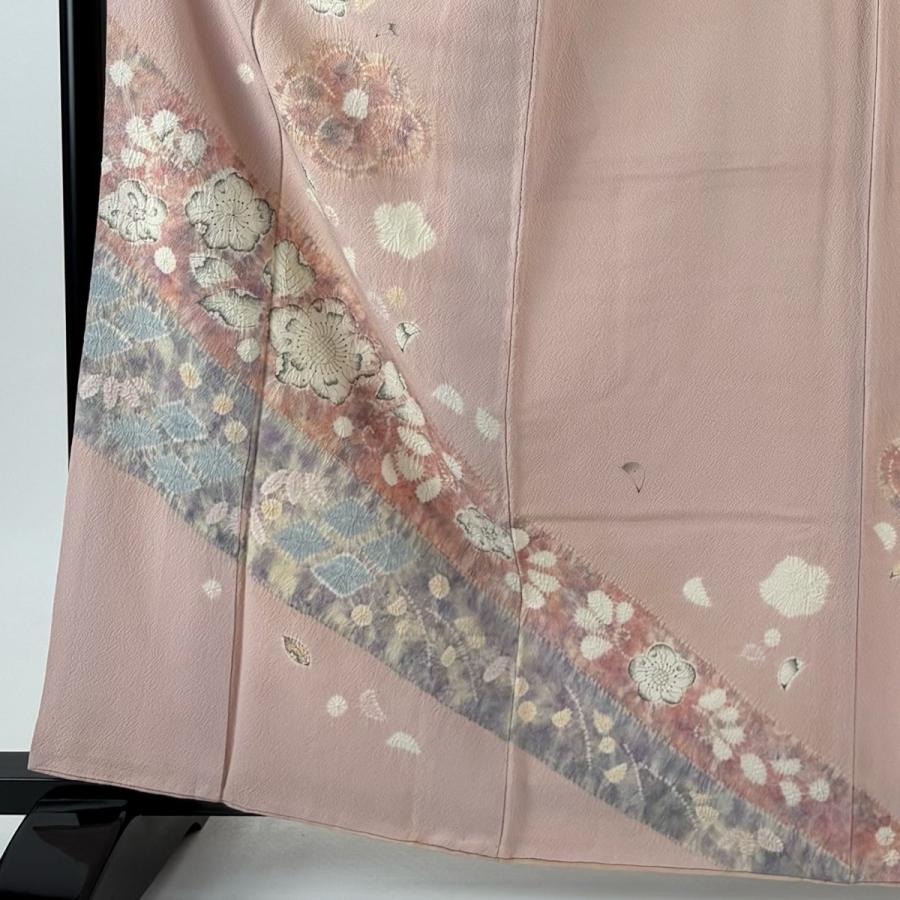 付下げ 身丈163cm 裄丈66.5cm M 袷 草花 菱 絞り 薄ピンク 正絹 秀品