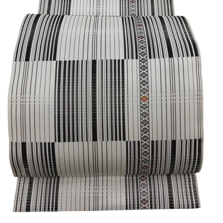 美品 名古屋帯 逸品 八寸名古屋帯 松葉仕立て 弥三右衛門間道 灰白