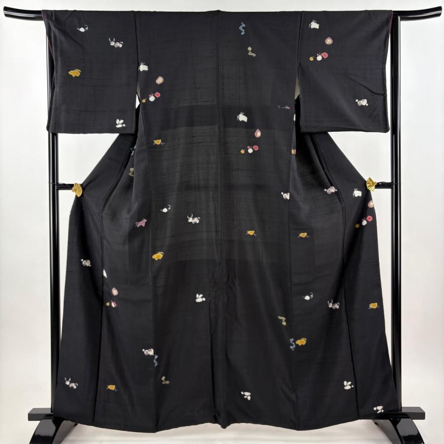 美品 小紋 身丈164cm 裄丈66.5cm M 袷 紬地 動物 絞り 墨色 正絹 名品