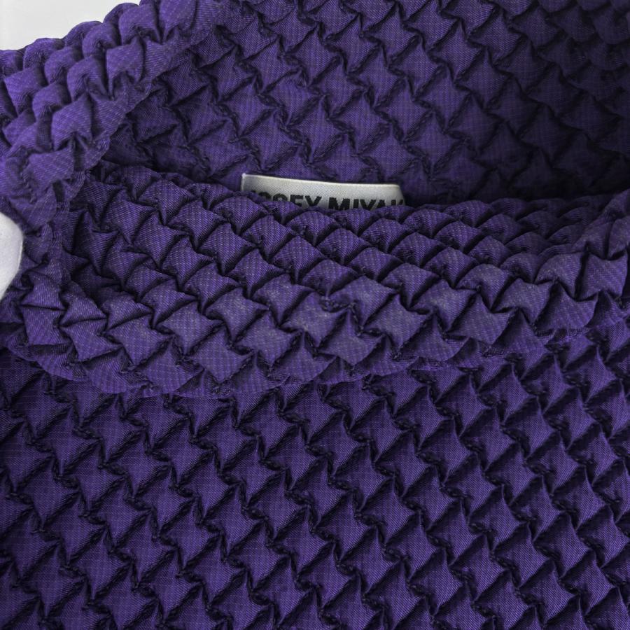 ISSEY MIYAKE（イッセイミヤケ） ハイネック 長袖 ワンピース 