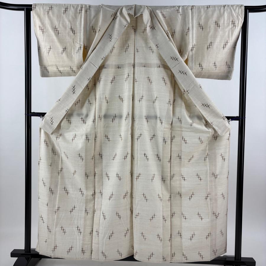 美品 紬 身丈160cm 裄丈63.5cm S 単衣 井桁絣 十字絣 クリーム 正絹 秀