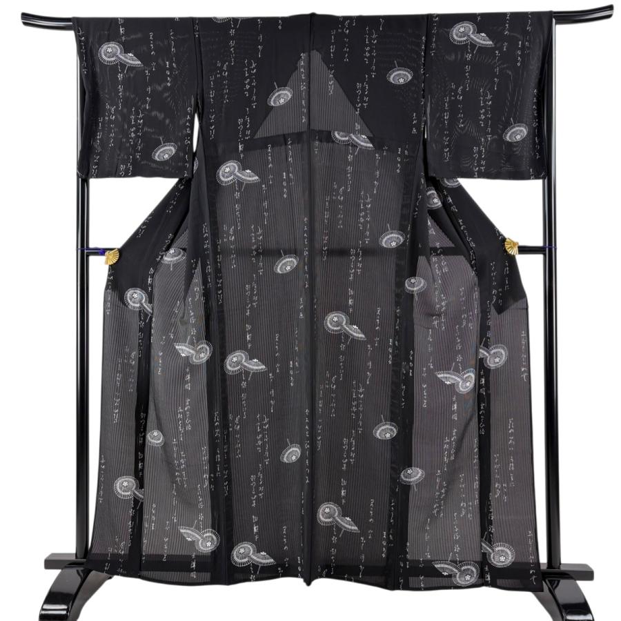 美品 小紋 身丈161cm 裄丈66.5cm M 薄物 縦絽 番傘 文字 黒 正絹 名品 